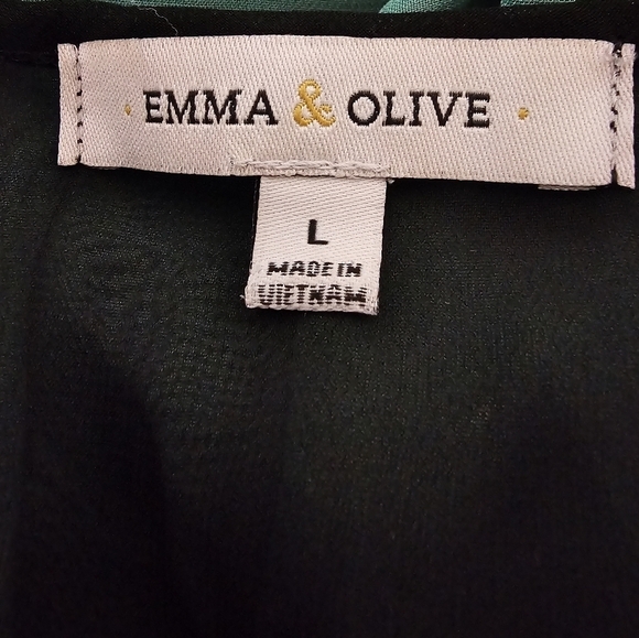 Emma & Olive Short Sleeve Floral Lace Neckline Blouse Size L - Picture 7 of 11